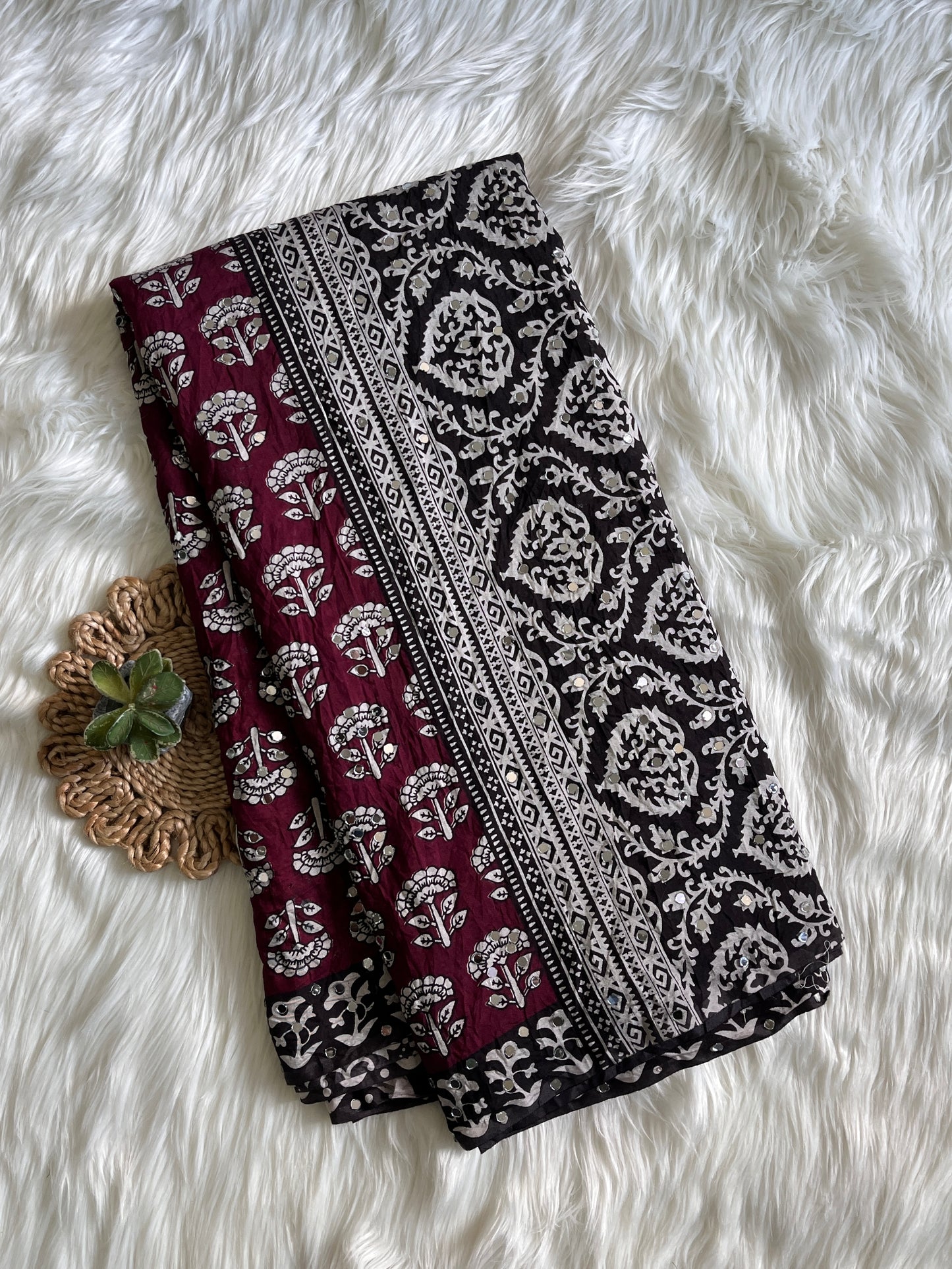 Chanderi Mul Mul Cotton Saree With Mirror Work
