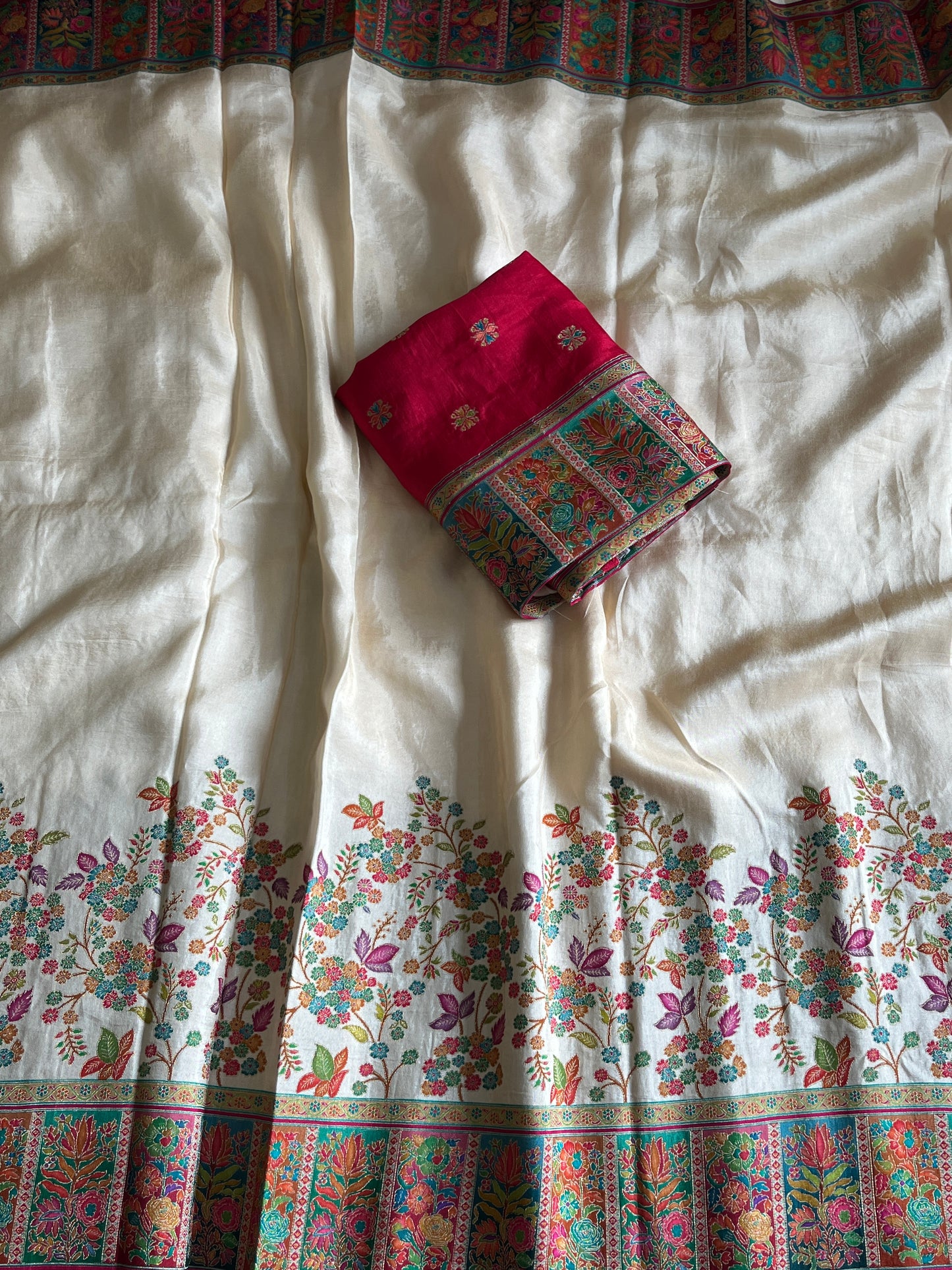 Viscose Silk Saree With Pashmina Weaving Design