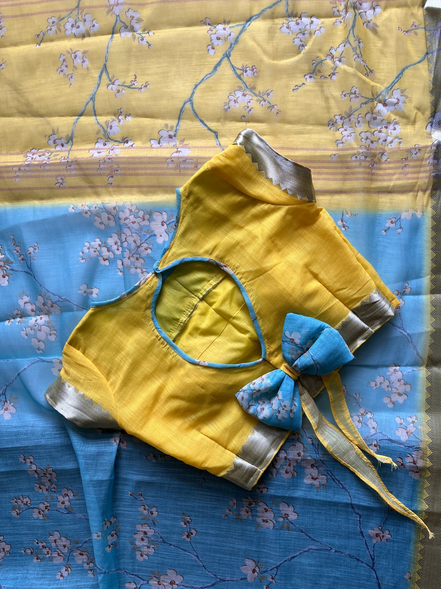 Linen Saree With Stitched Blouse