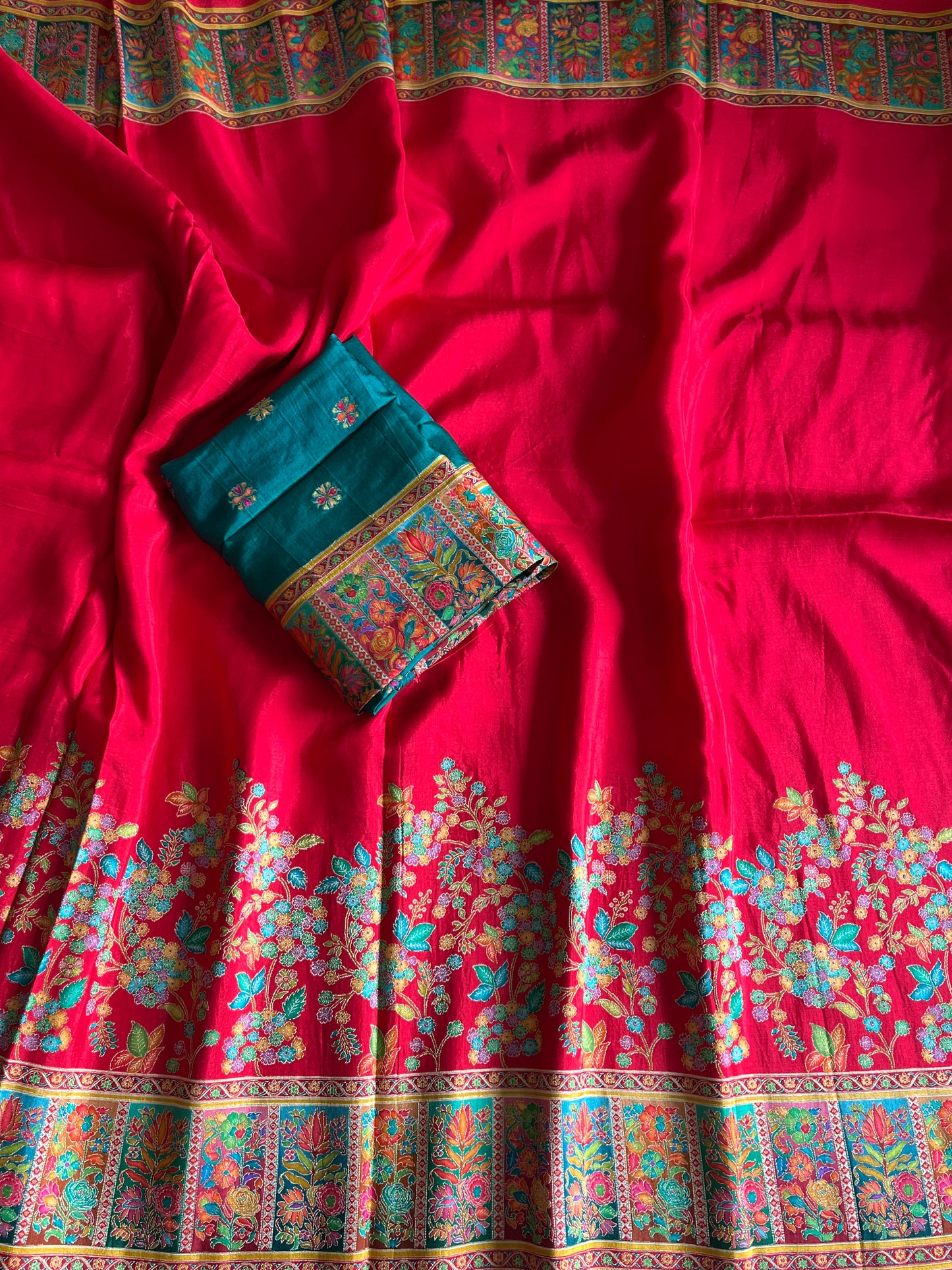 Viscose Silk Saree With Pashmina Weaving Design
