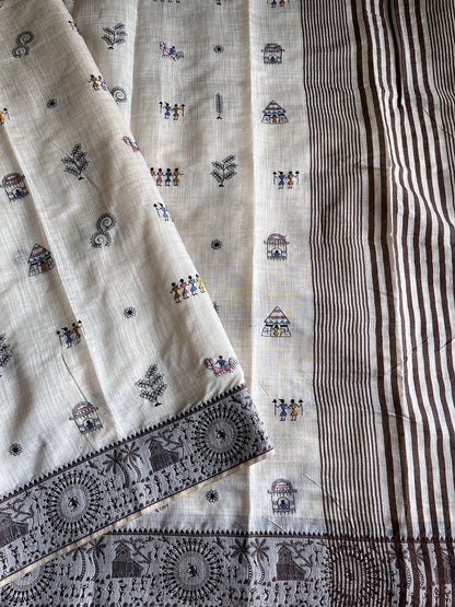 Linen Saree With Contrast Blouse