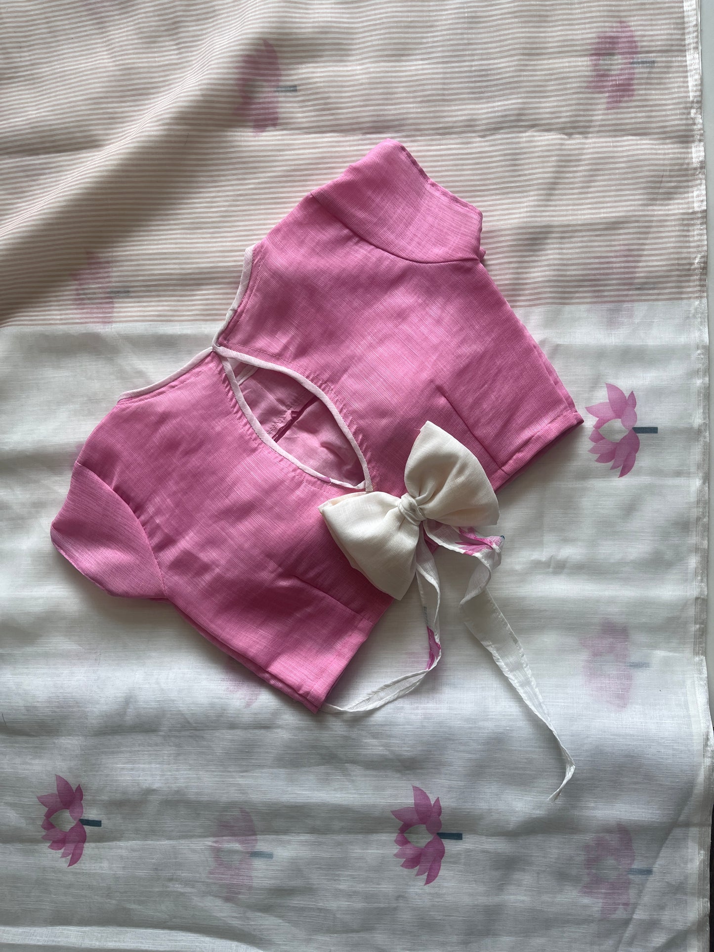 Linen Cotton Saree With Stitched Blouse